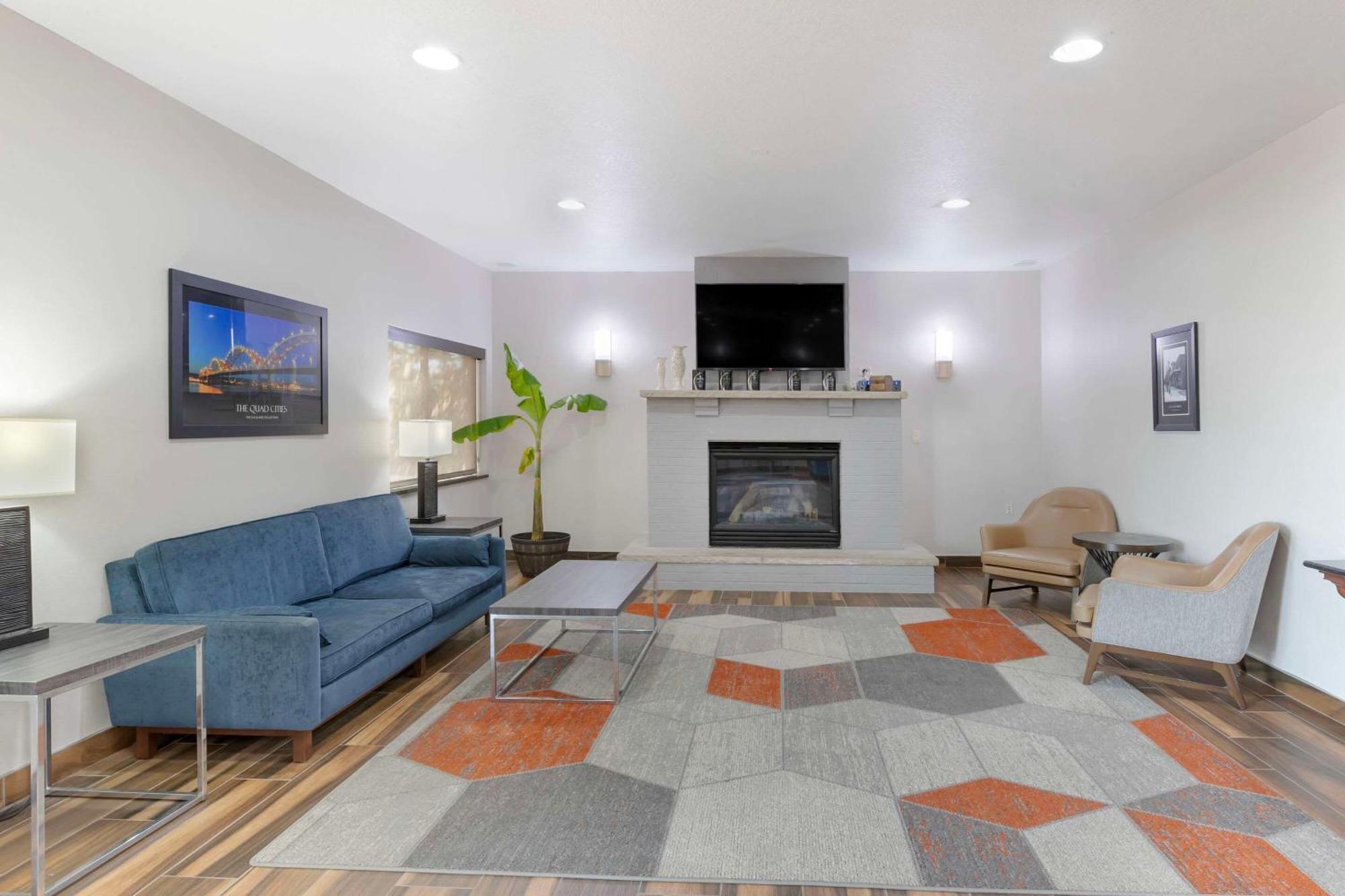 Comfort Inn & Suites Davenport - Quad Cities Extérieur photo