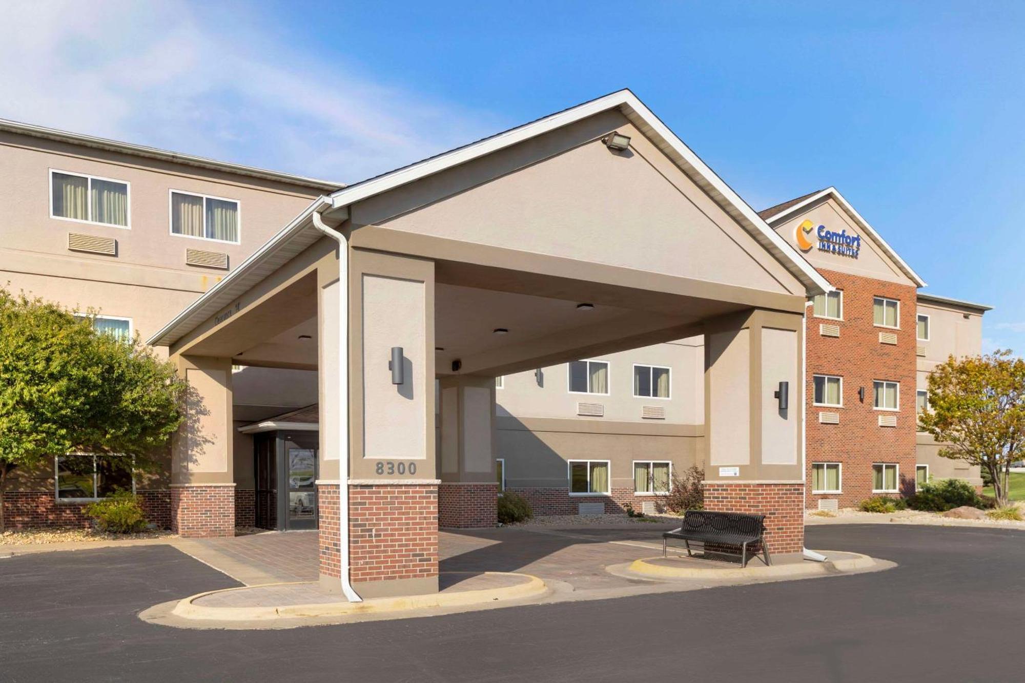 Comfort Inn & Suites Davenport - Quad Cities Extérieur photo