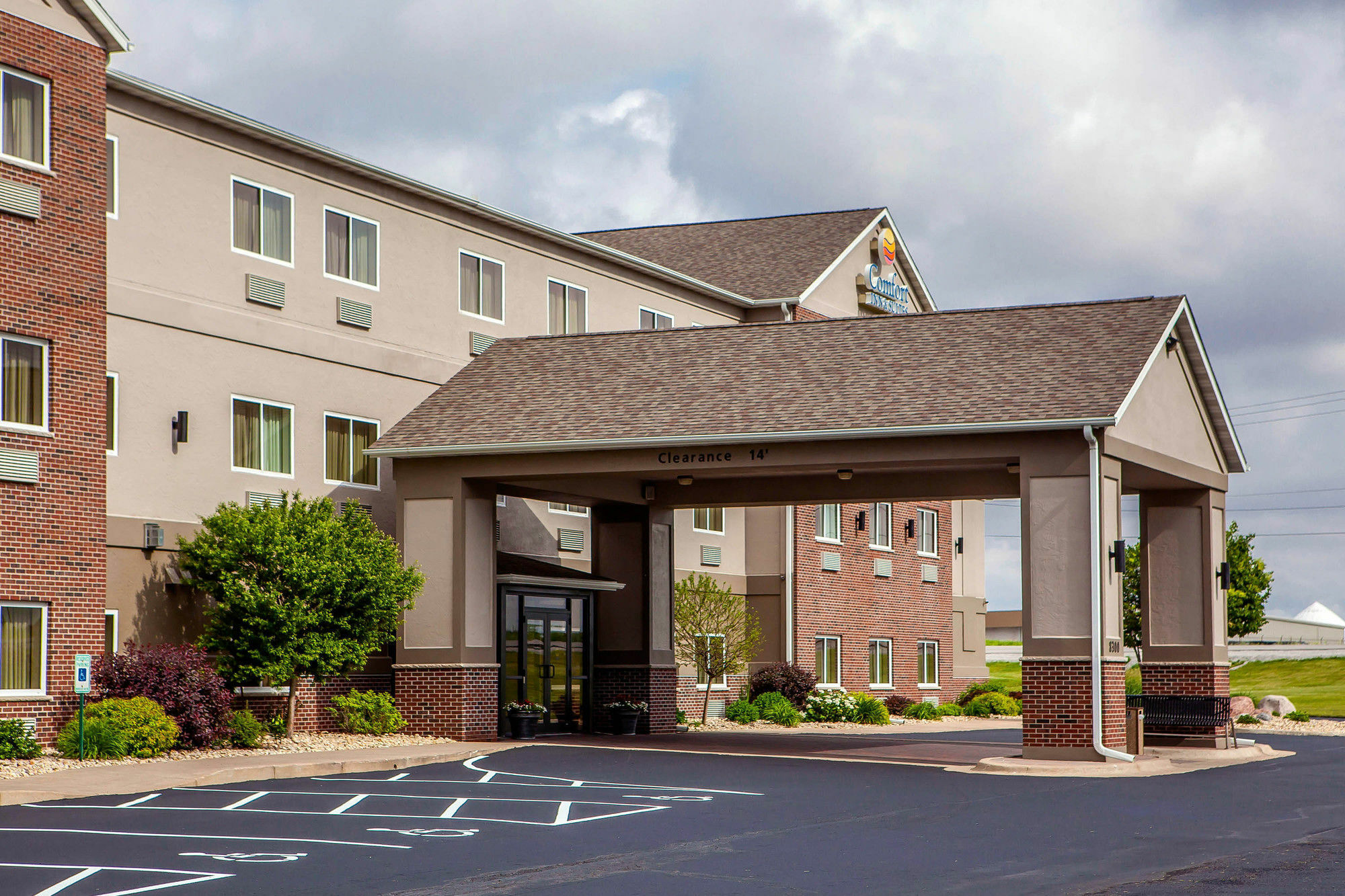 Comfort Inn & Suites Davenport - Quad Cities Extérieur photo